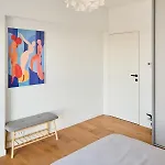 Blue I One Bedroom I One Cotroceni Park * Bucarest