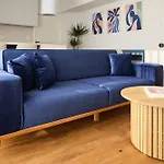 Blue I One Bedroom I One Cotroceni Park Bucarest