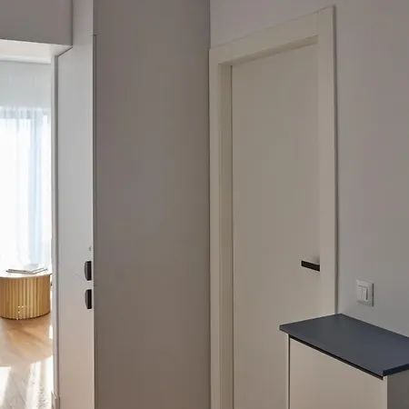 Blue I One Bedroom I One Cotroceni Park Apartman