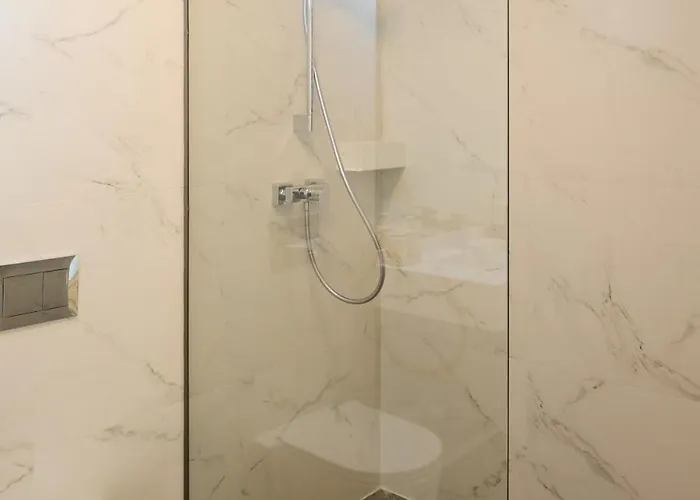 Blue I One Bedroom I One Cotroceni Park * Bucarest