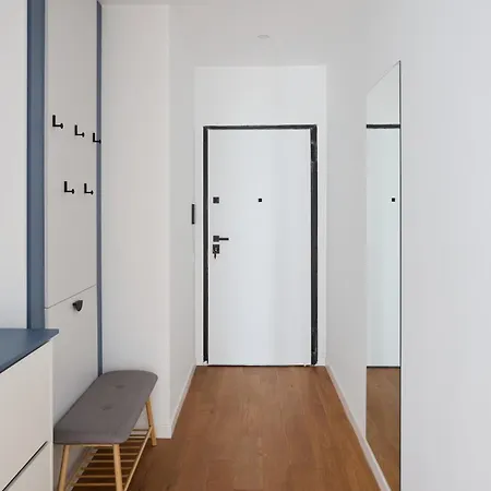 Blue I One Bedroom I One Cotroceni Park