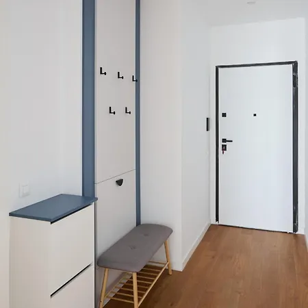 Blue I One Bedroom I One Cotroceni Park