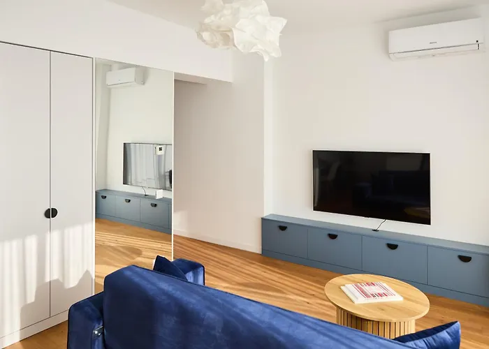 Blue I One Bedroom I One Cotroceni Park Apartment *