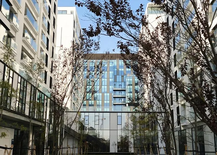 Blue I One Bedroom I One Cotroceni Park